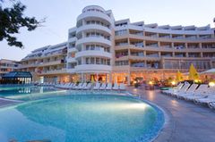 Sun Palace Apartments
