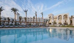 Serry Beach Resort