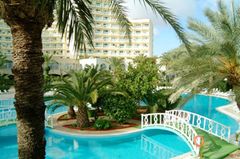 Riadh Palms- Family & Couples only