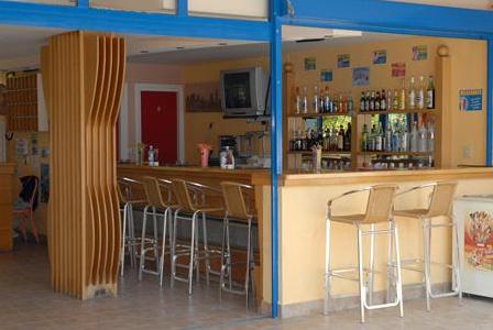 Lobby/bar