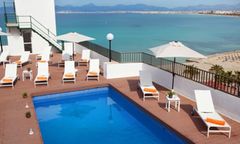 Hotel whala!beach
