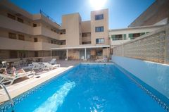 Confort Plaza Hotel