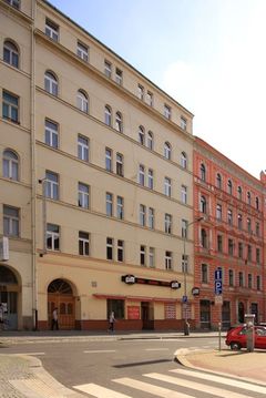 Claris Hotel