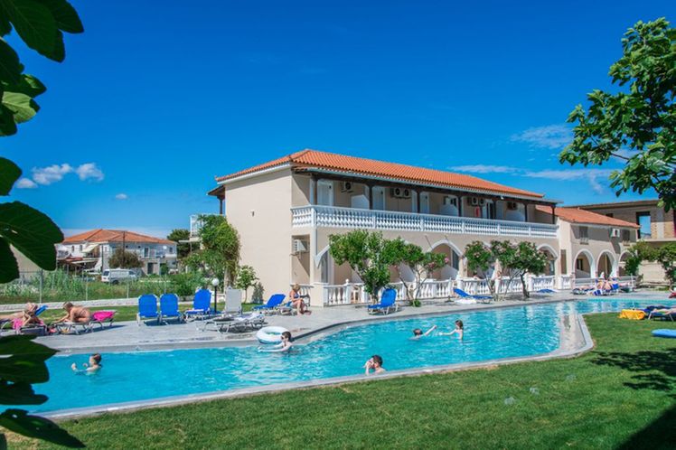 plaza hotel zante