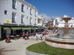 Cabello Hotel