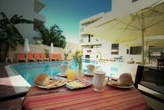 Poseidon Hotel and Apartments