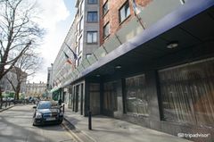 Academy Plaza Hotel