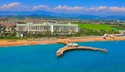 Lyra Resort & Spa