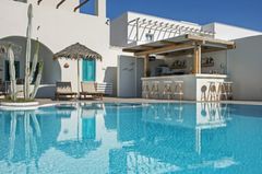 Nissia Apartments