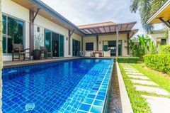 Niche Villas by TropicLook