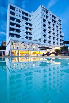 Ocean Drive Port Portals