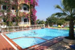Iliostasi Beach Apartments