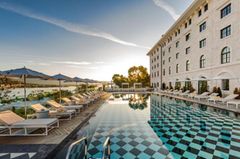 Brown Beach House hotel & spa