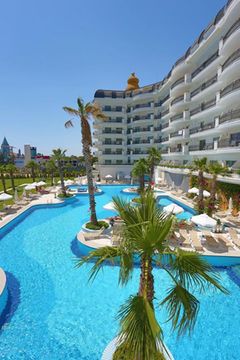 Heaven Beach Resort & Spa