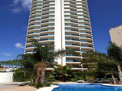 Esmeralda Suites Apartments