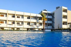 Tsampika Hotel
