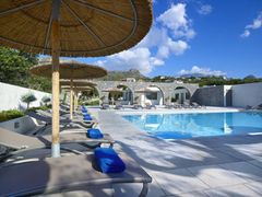 Coriva Beach Hotel